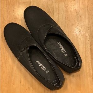 Cobbie Cuddlers black shoes
